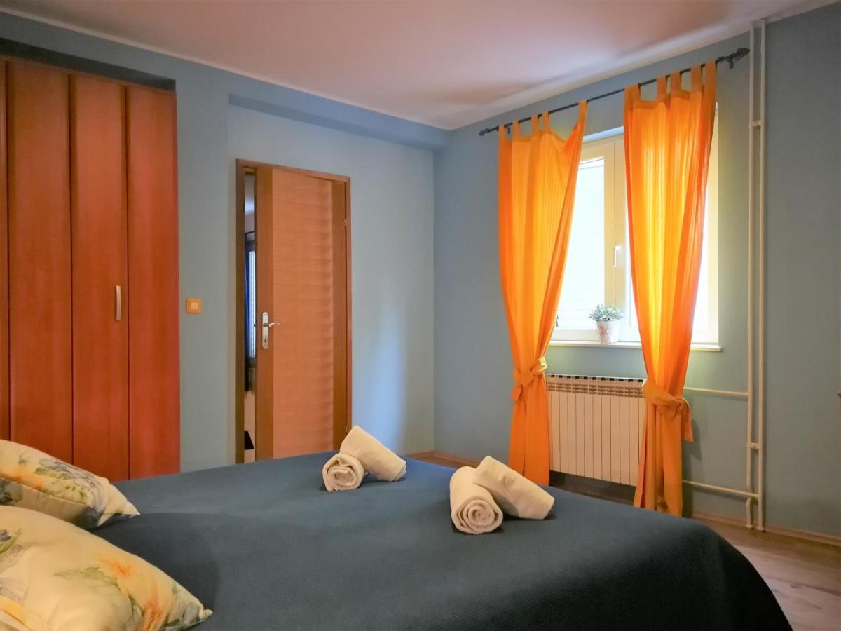 Apartments Bilic With Garden & Swimming Pool - 50M From The Beach بيشكانا أوفالا المظهر الخارجي الصورة